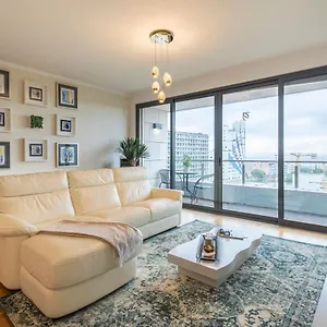 https://river-view-apartment-by-lisbon-heart.hotels-lisbon-portugal.com